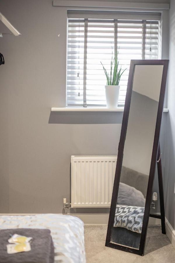 #4 Reed Street Apartment Hull City Centre Nr Connexin Live キングストン・アポン・ハル エクステリア 写真