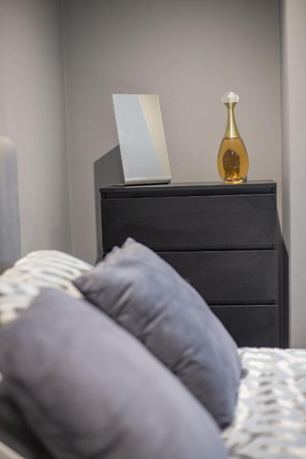 #4 Reed Street Apartment Hull City Centre Nr Connexin Live キングストン・アポン・ハル エクステリア 写真