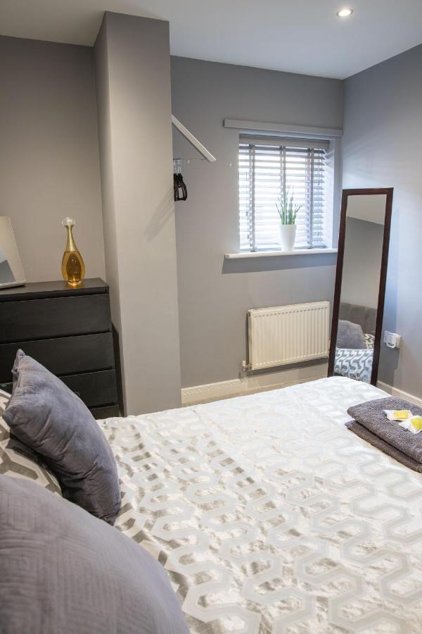 #4 Reed Street Apartment Hull City Centre Nr Connexin Live キングストン・アポン・ハル エクステリア 写真